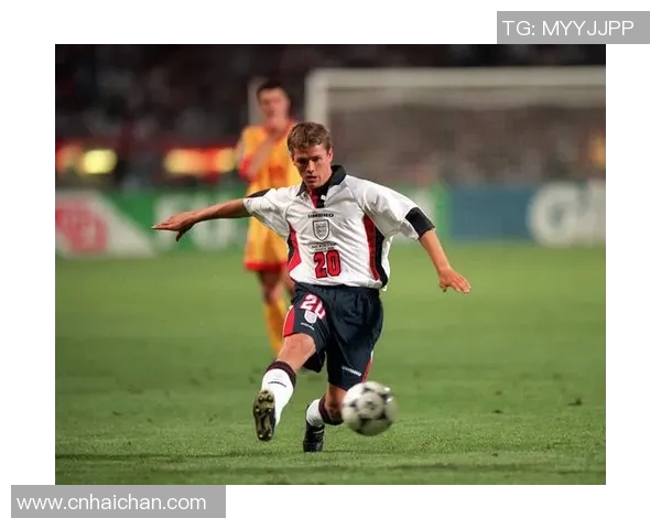 桐城小学足球球星崭露头角 赛场上的少年梦与拼搏精神 桐城小学足球球星崭露头角 赛场上的少年梦与拼搏精神